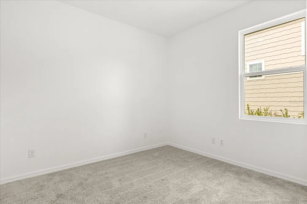 817 S LOCUST AVENUE Sanford, FL 32771