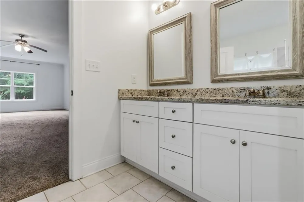 48 Cureton Lane Moreland, GA 30259
