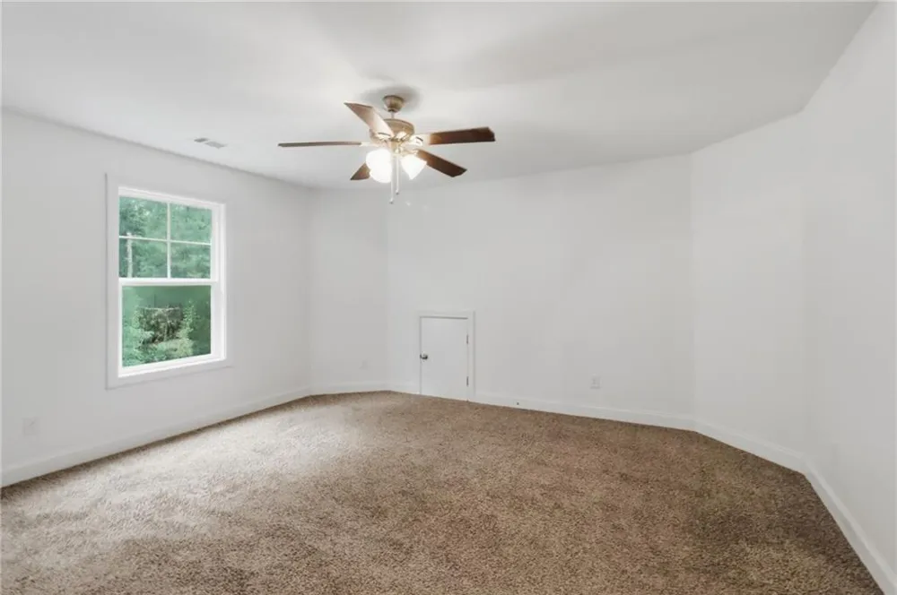 48 Cureton Lane Moreland, GA 30259