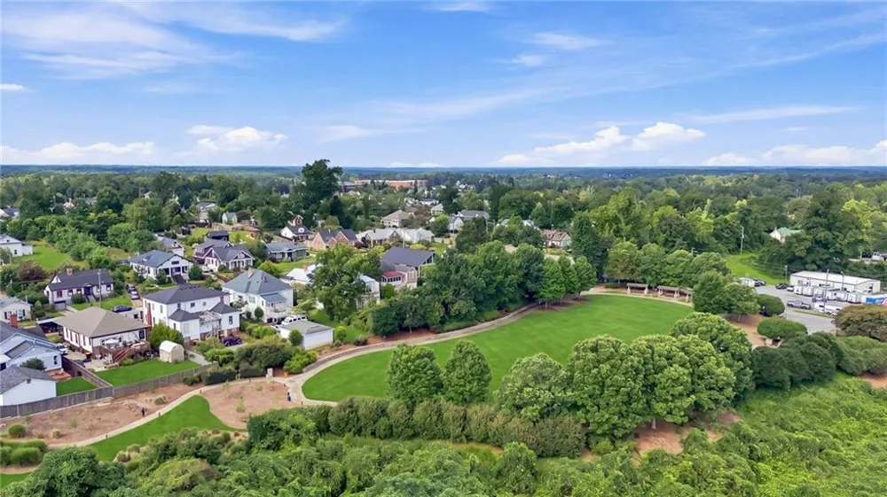 48 Cureton Lane Moreland, GA 30259