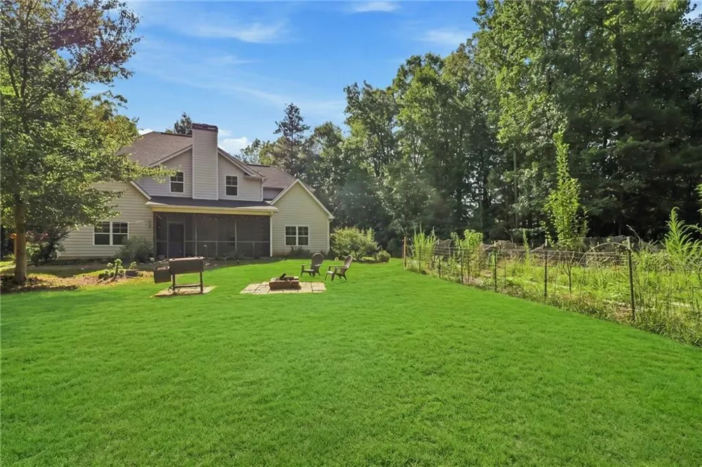 48 Cureton Lane Moreland, GA 30259