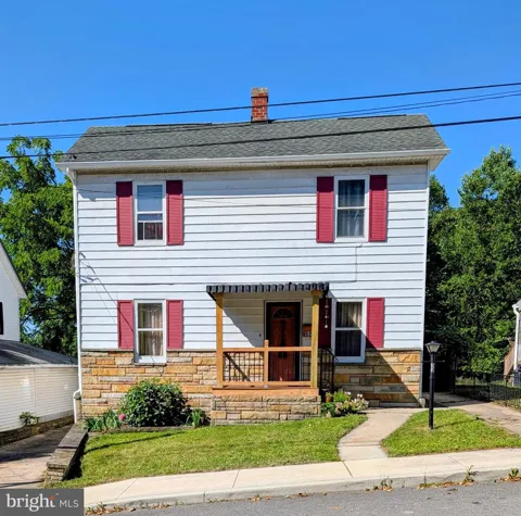 52 LINDEN STREET