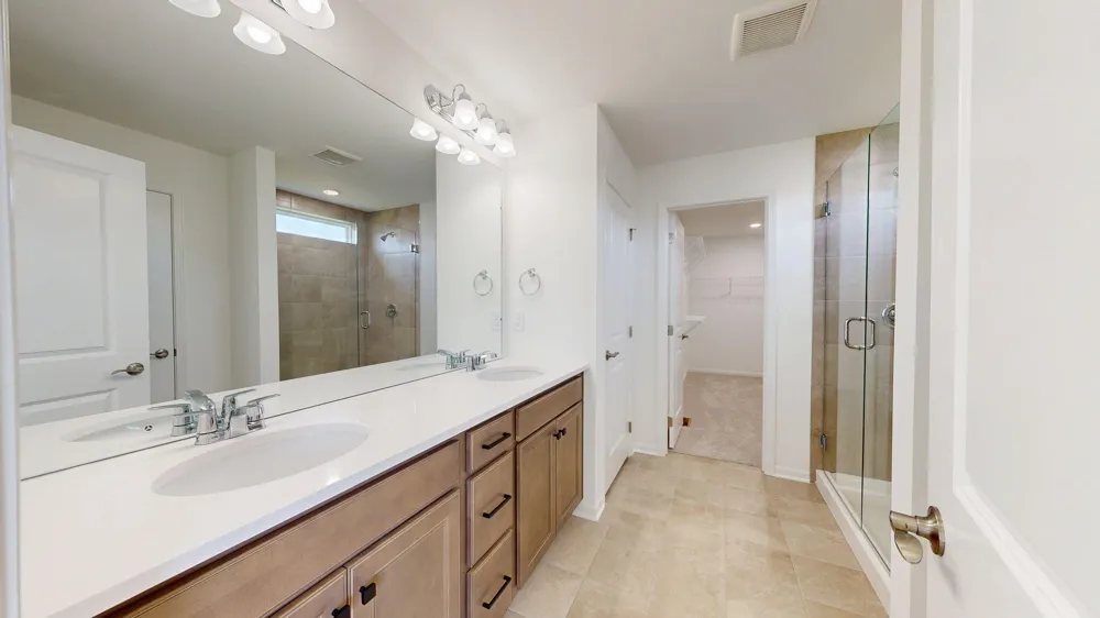 826 Kuss Drive Saline, MI 48176