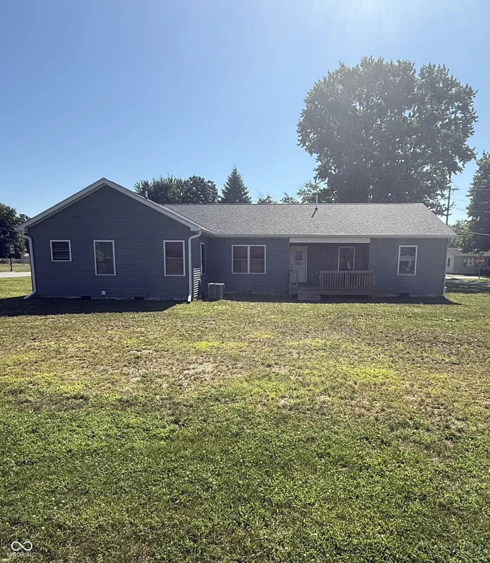 118 Liberty Veedersburg, IN 47987