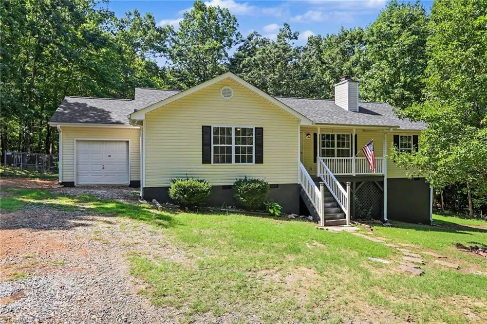 6045 Cane Creek Road Snow Camp, NC 27349