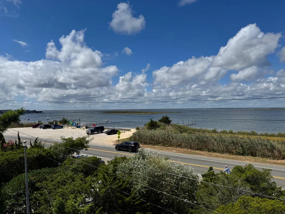 2404 BAYVIEW AVENUE Barnegat Light, NJ 08006