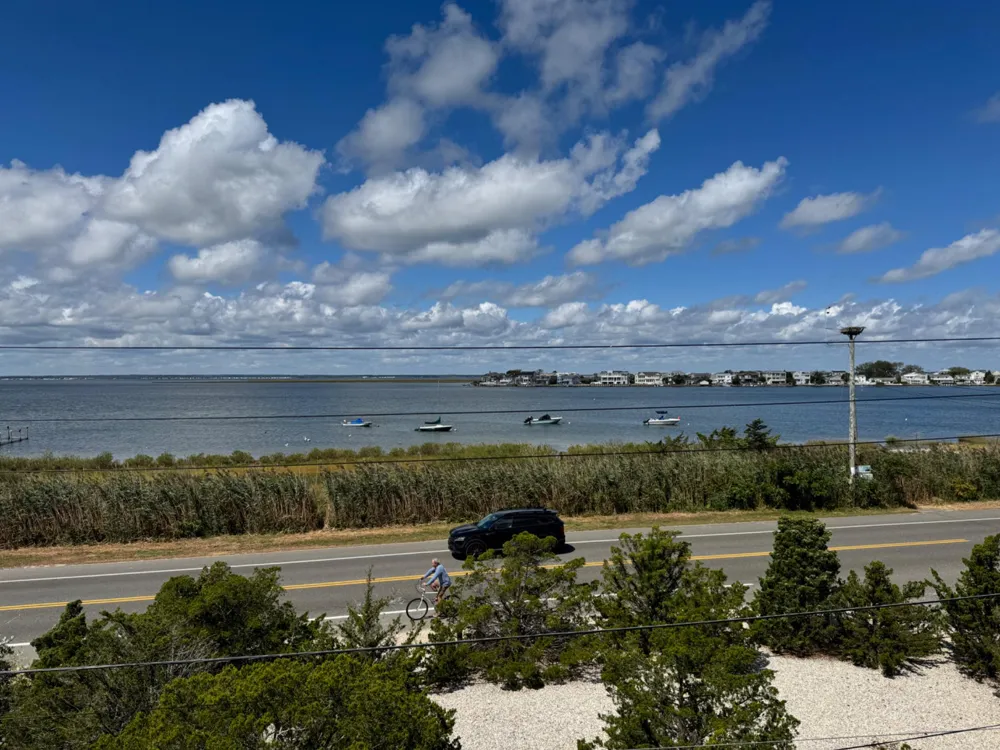 2404 BAYVIEW AVENUE Barnegat Light, NJ 08006
