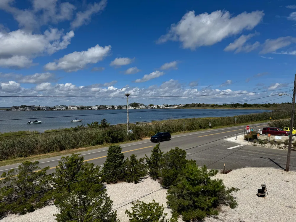 2404 BAYVIEW AVENUE Barnegat Light, NJ 08006