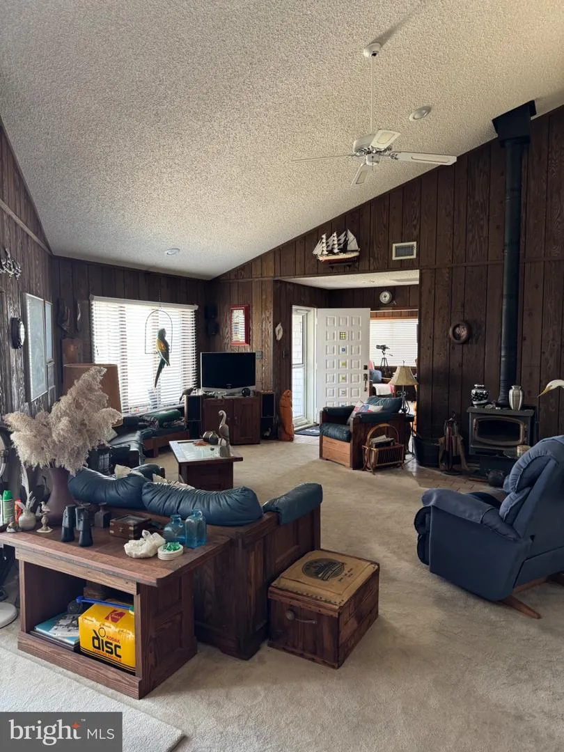 2404 BAYVIEW AVENUE Barnegat Light, NJ 08006