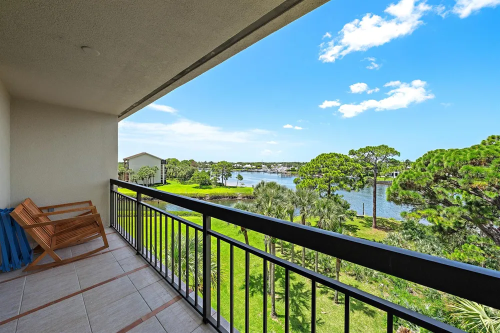 2201 Marina Isle Way #506 Jupiter, FL 33477