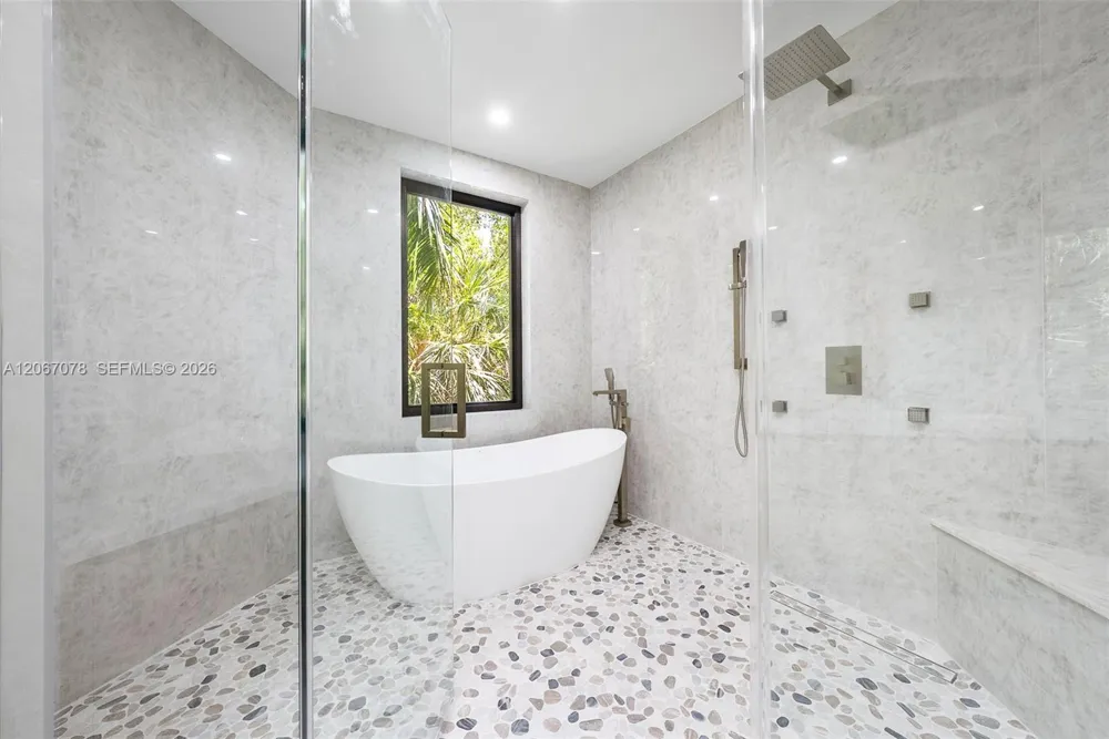 2405 Coco Plum Dr Marathon, FL 33050