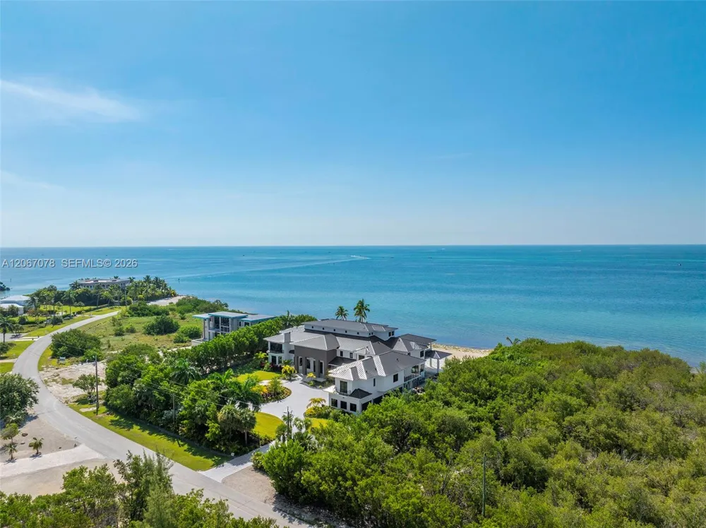 2405 Coco Plum Dr Marathon, FL 33050