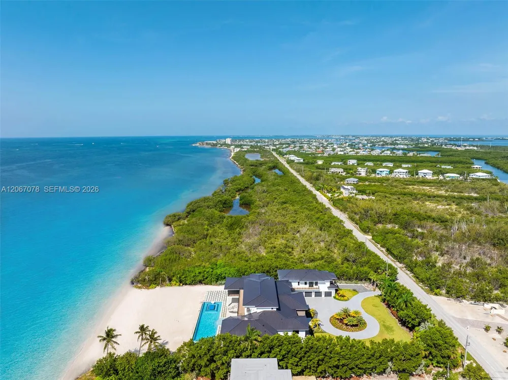 2405 Coco Plum Dr Marathon, FL 33050