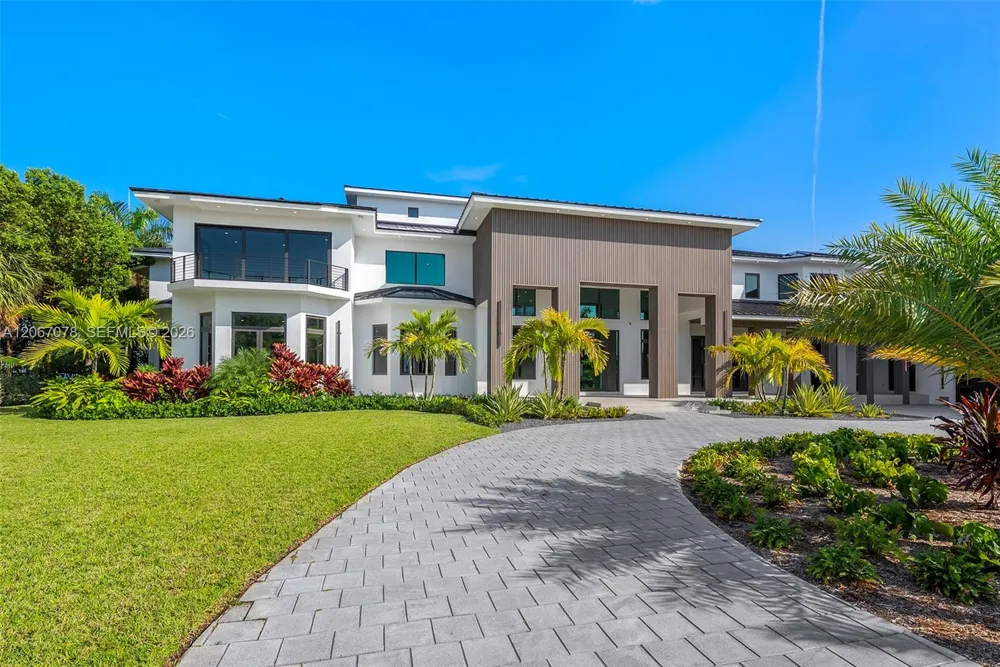 2405 Coco Plum Dr Marathon, FL 33050