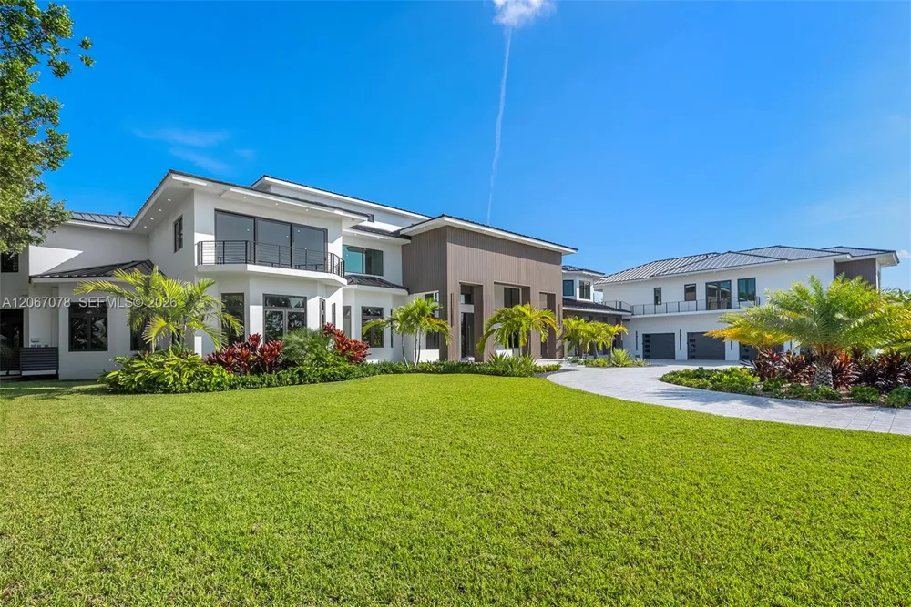 2405 Coco Plum Dr Marathon, FL 33050
