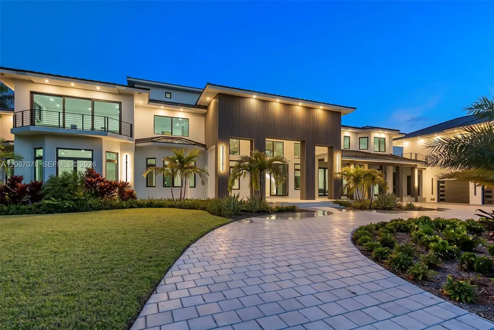 2405 Coco Plum Dr Marathon, FL 33050