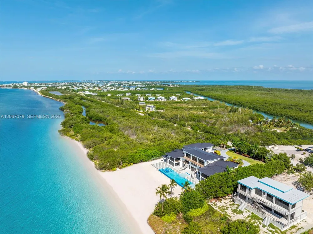 2405 Coco Plum Dr Marathon, FL 33050