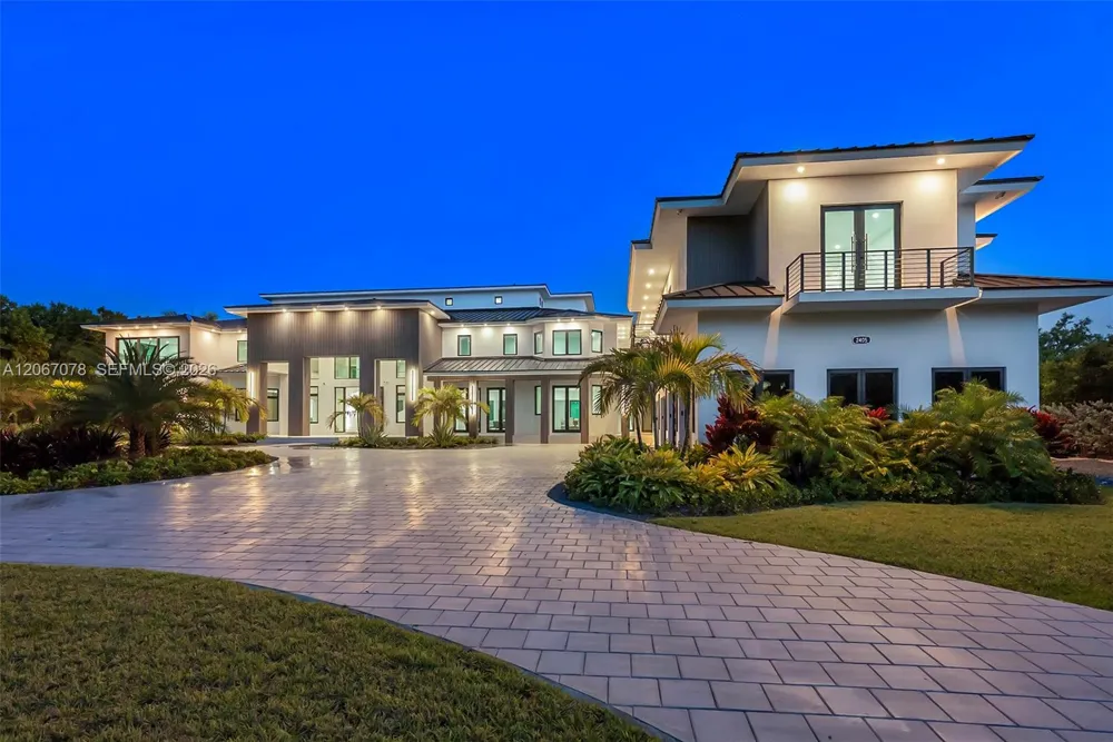2405 Coco Plum Dr Marathon, FL 33050