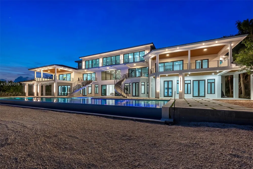 2405 Coco Plum Dr Marathon, FL 33050
