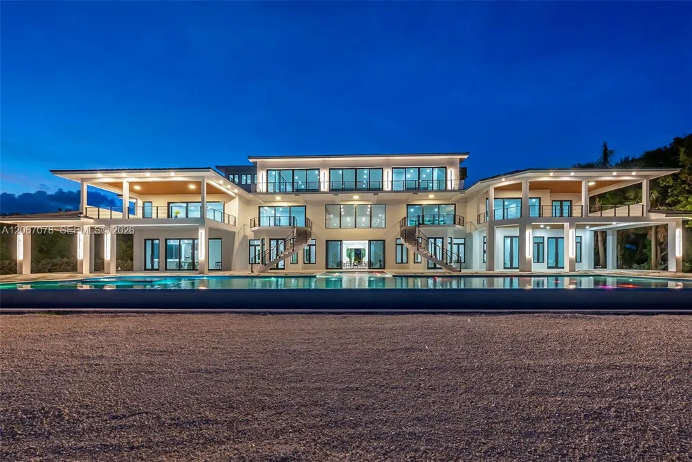 2405 Coco Plum Dr Marathon, FL 33050