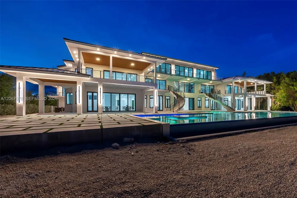 2405 Coco Plum Dr Marathon, FL 33050