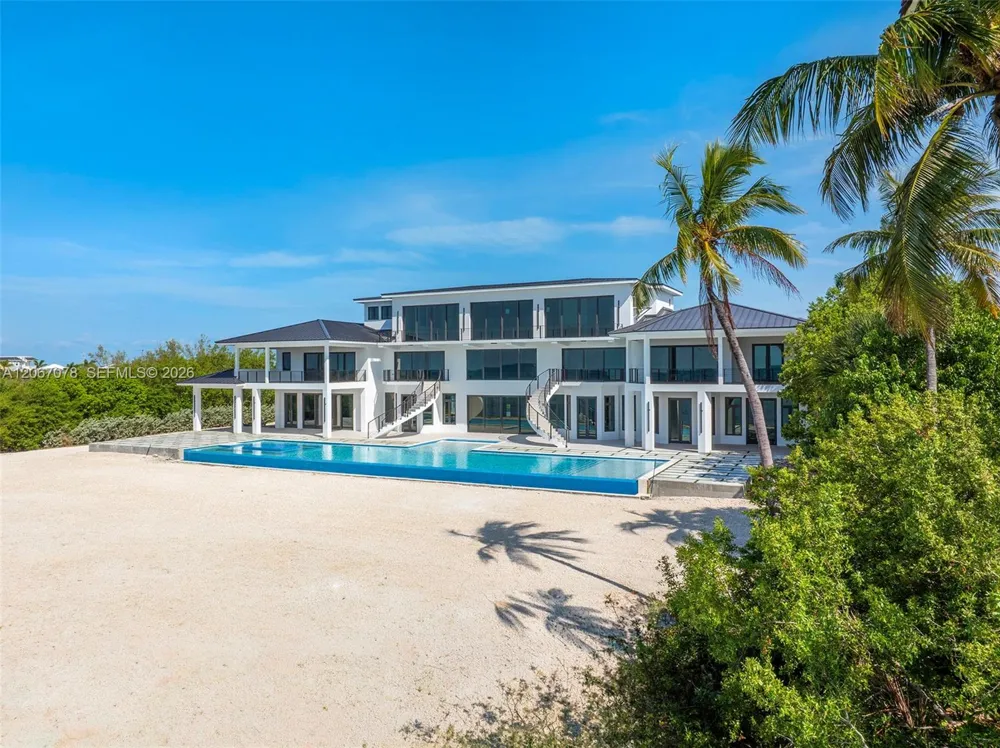 2405 Coco Plum Dr Marathon, FL 33050