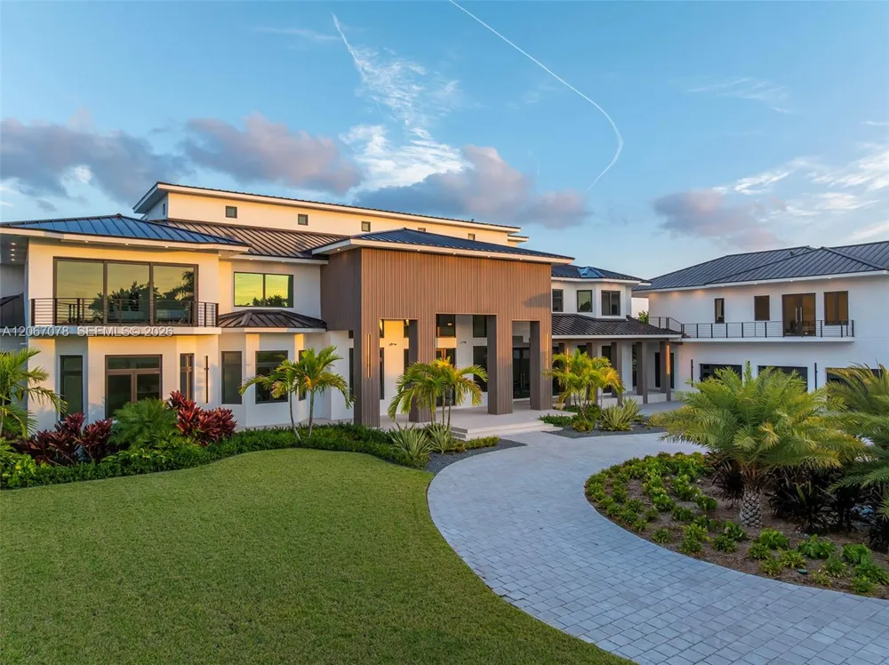 2405 Coco Plum Dr Marathon, FL 33050