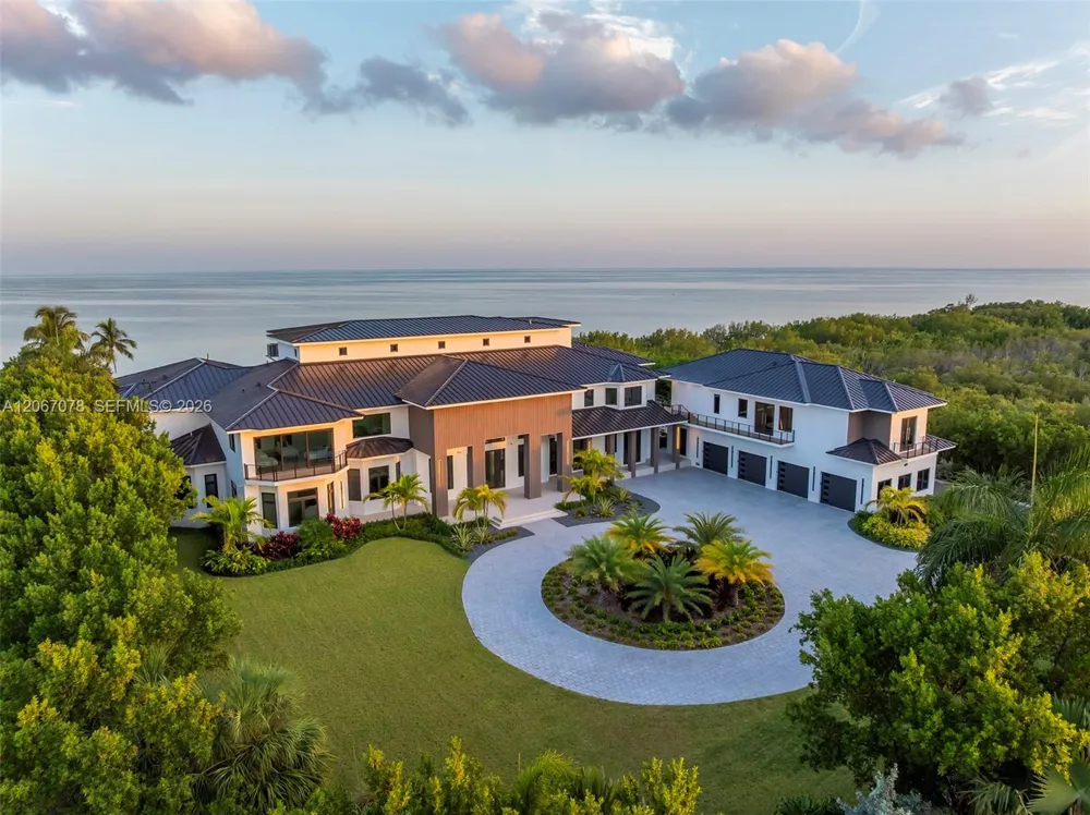 2405 Coco Plum Dr Marathon, FL 33050