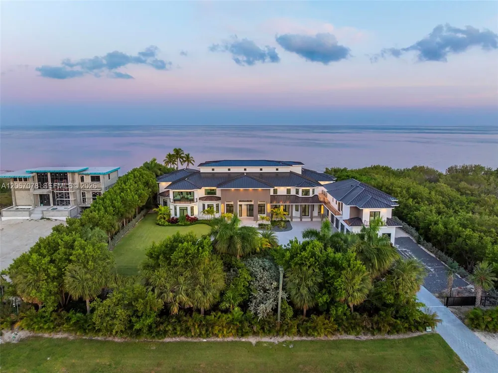 2405 Coco Plum Dr Marathon, FL 33050
