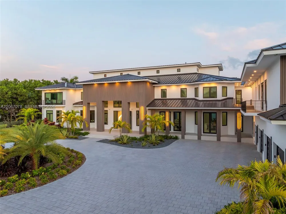 2405 Coco Plum Dr Marathon, FL 33050