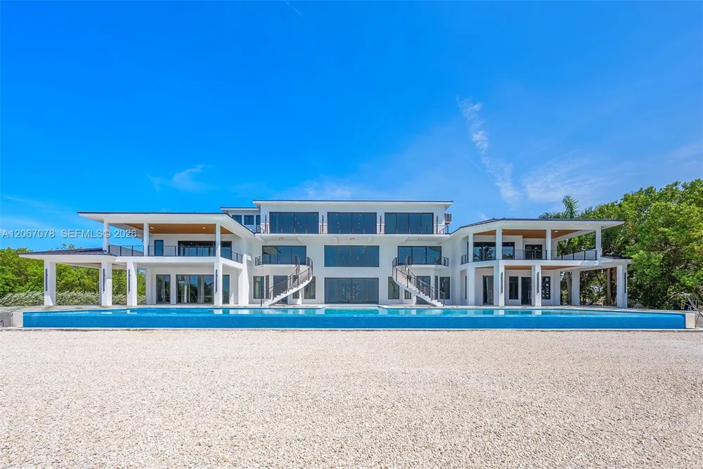 2405 Coco Plum Dr Marathon, FL 33050