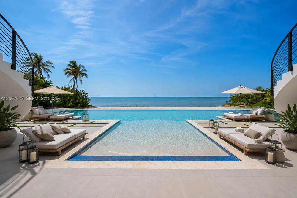 2405 Coco Plum Dr Marathon, FL 33050