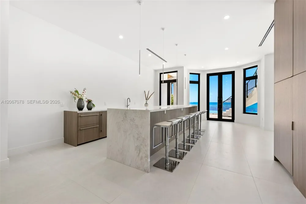 2405 Coco Plum Dr Marathon, FL 33050