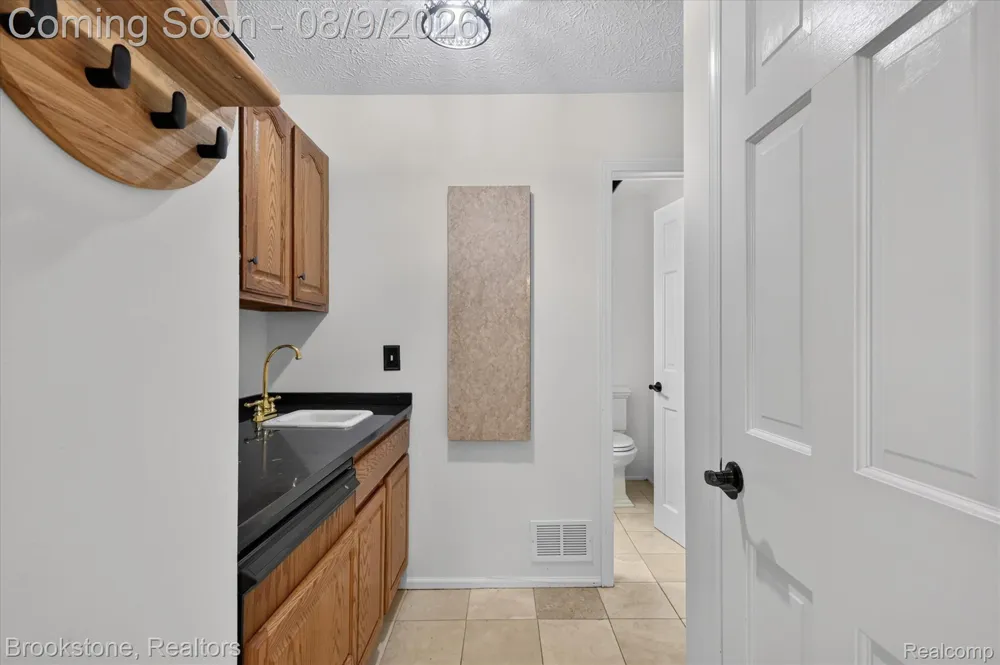 368 Bonnie Circle Marion Township, MI 48843