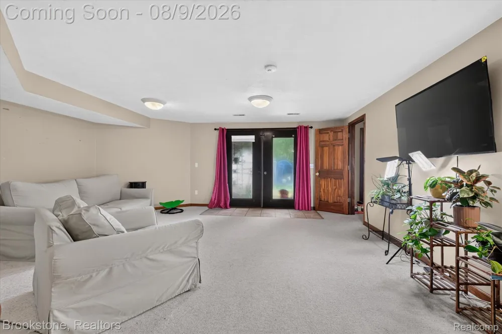 368 Bonnie Circle Marion Township, MI 48843