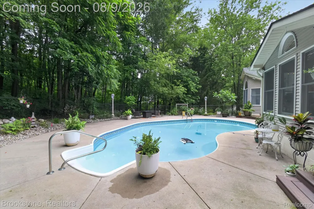 368 Bonnie Circle Marion Township, MI 48843
