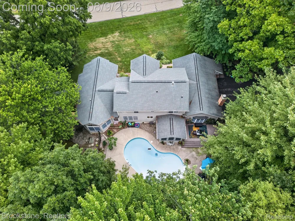 368 Bonnie Circle Marion Township, MI 48843