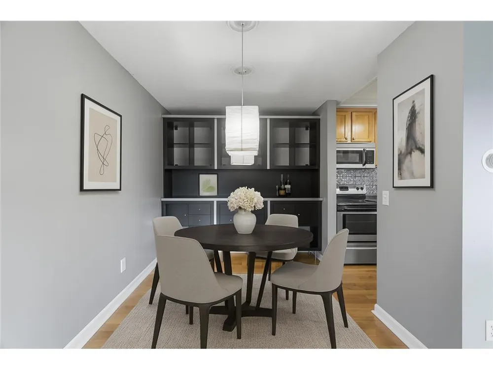 4110 Rahn Road #223 Eagan, MN 55122