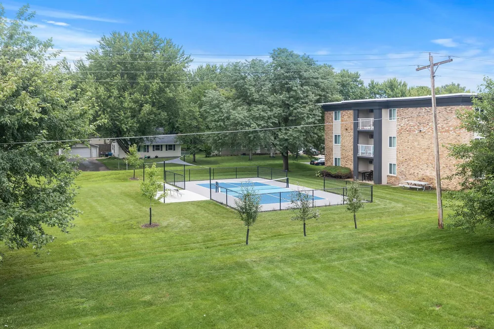 4110 Rahn Road #223 Eagan, MN 55122