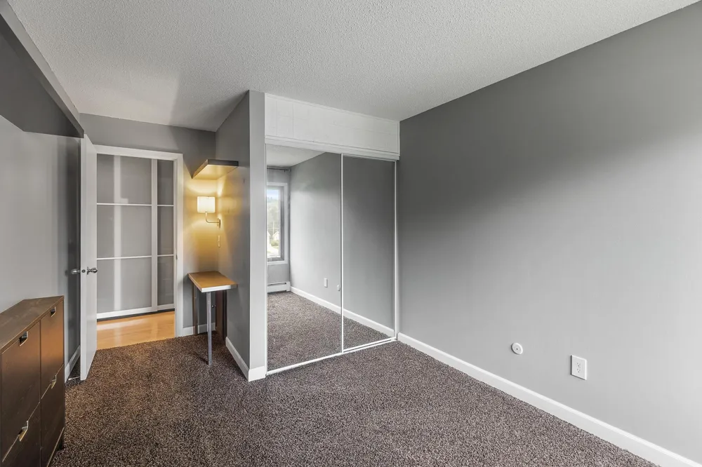 4110 Rahn Road #223 Eagan, MN 55122