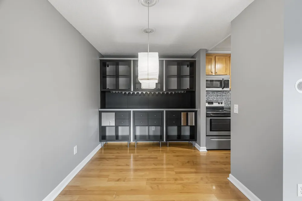 4110 Rahn Road #223 Eagan, MN 55122