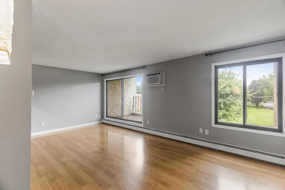 4110 Rahn Road #223 Eagan, MN 55122