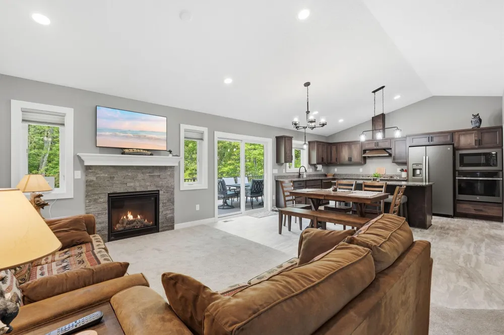 425 Knollwood Avenue Saint Croix Falls, WI 54024