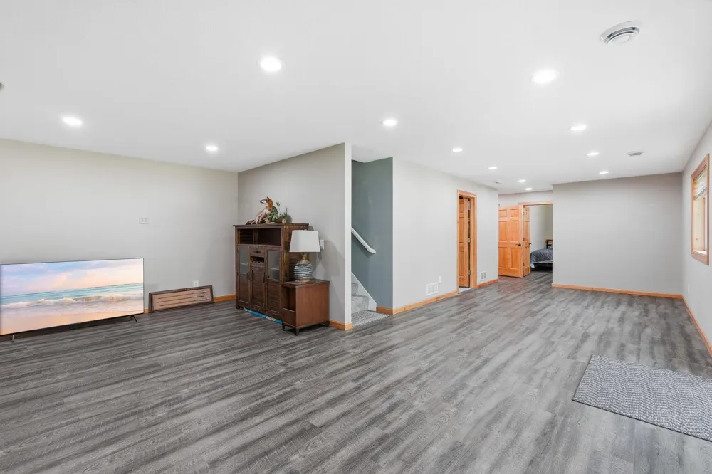 425 Knollwood Avenue Saint Croix Falls, WI 54024