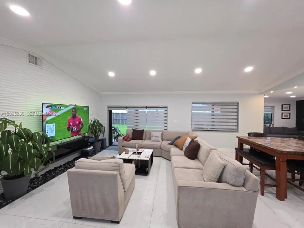 15101 SW 180th Ter Miami, FL 33187