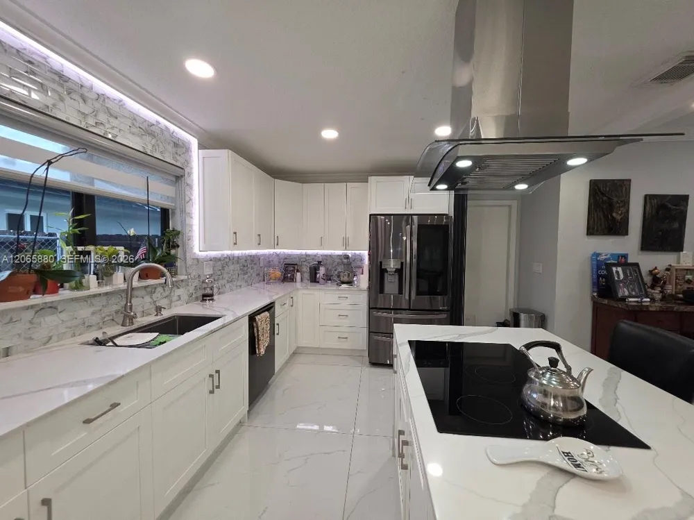 15101 SW 180th Ter Miami, FL 33187