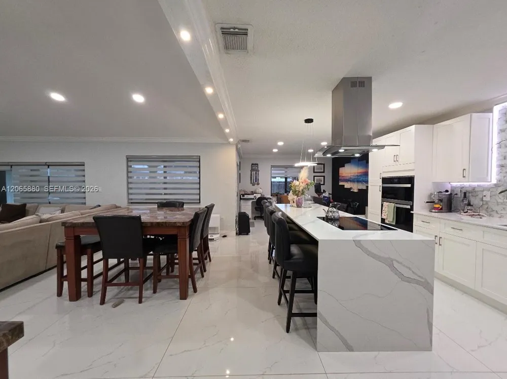 15101 SW 180th Ter Miami, FL 33187