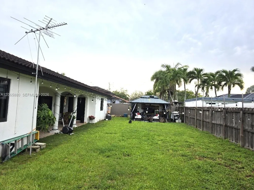 15101 SW 180th Ter Miami, FL 33187
