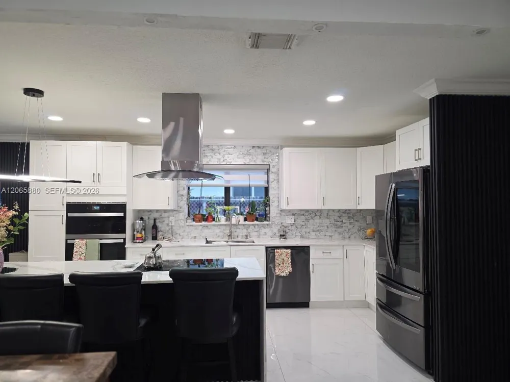 15101 SW 180th Ter Miami, FL 33187