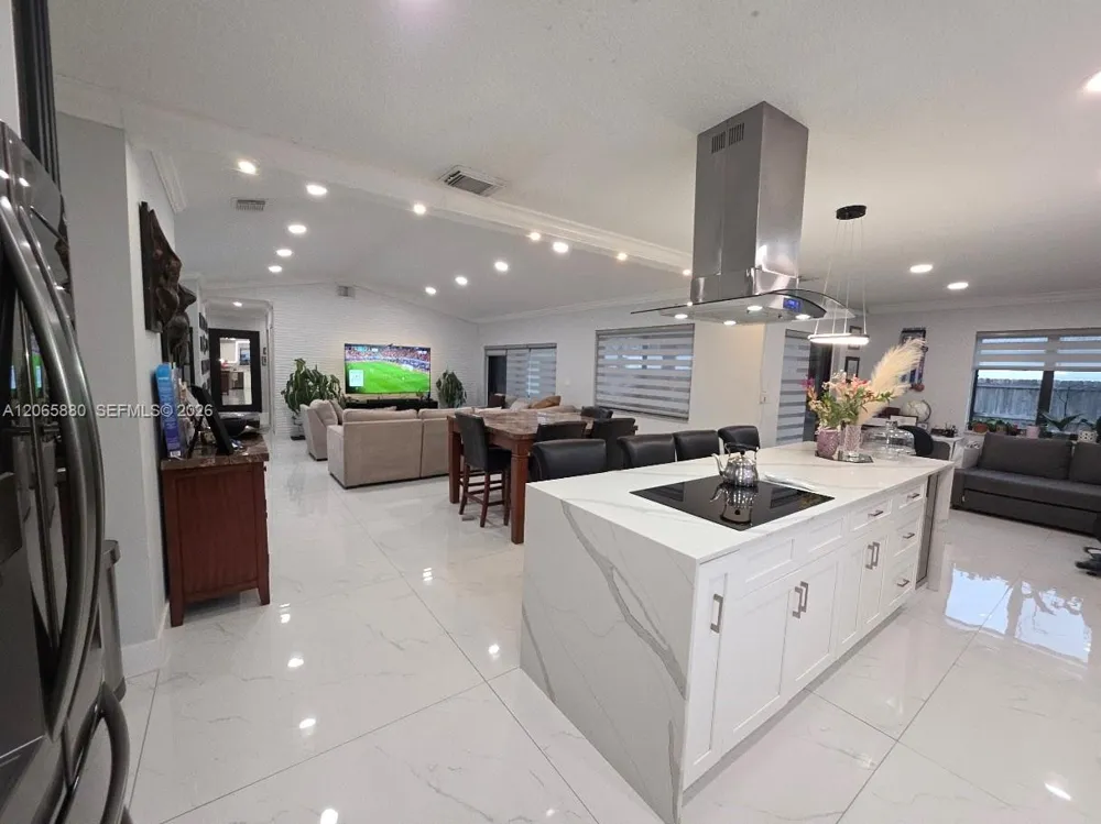 15101 SW 180th Ter Miami, FL 33187